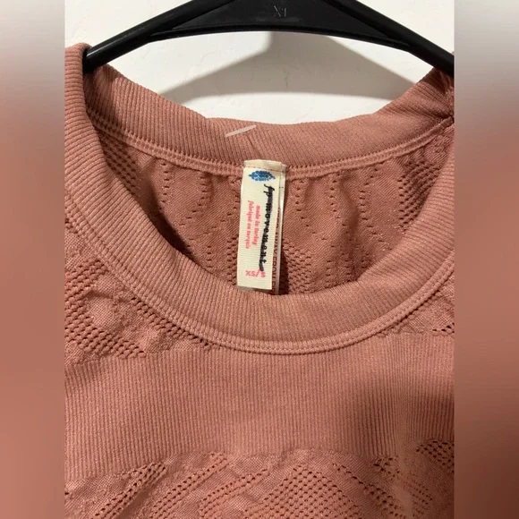 New Free People run the distance baby tee - Womens - Picture 5 of 9